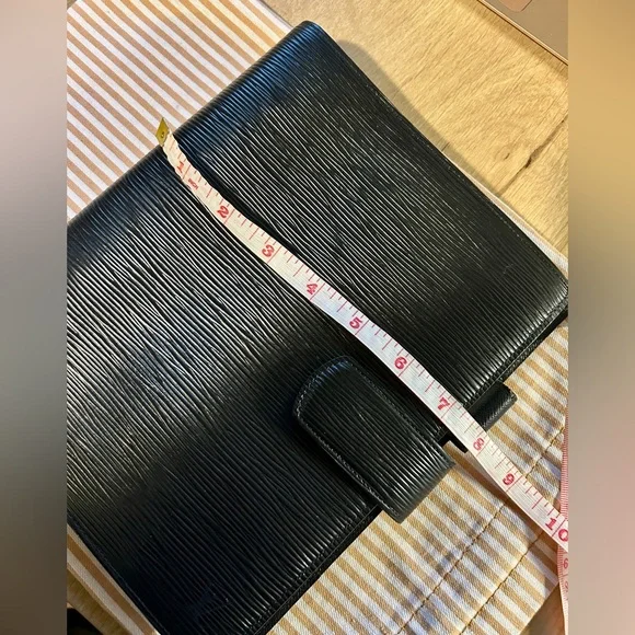 🌸SALE🌸Louis Vuitton Epi Black Agenda GM with new 2026 refill - Picture 13 of 16